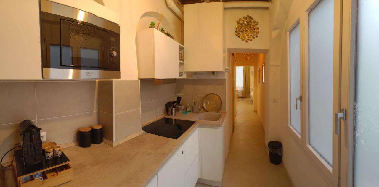 Guazzo Apartment - Self Check-In Parma Bagian luar foto