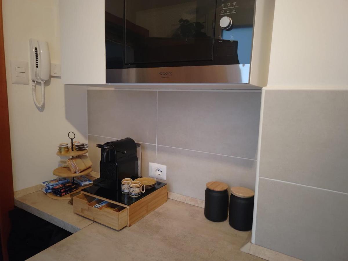 Guazzo Apartment - Self Check-In Parma Bagian luar foto